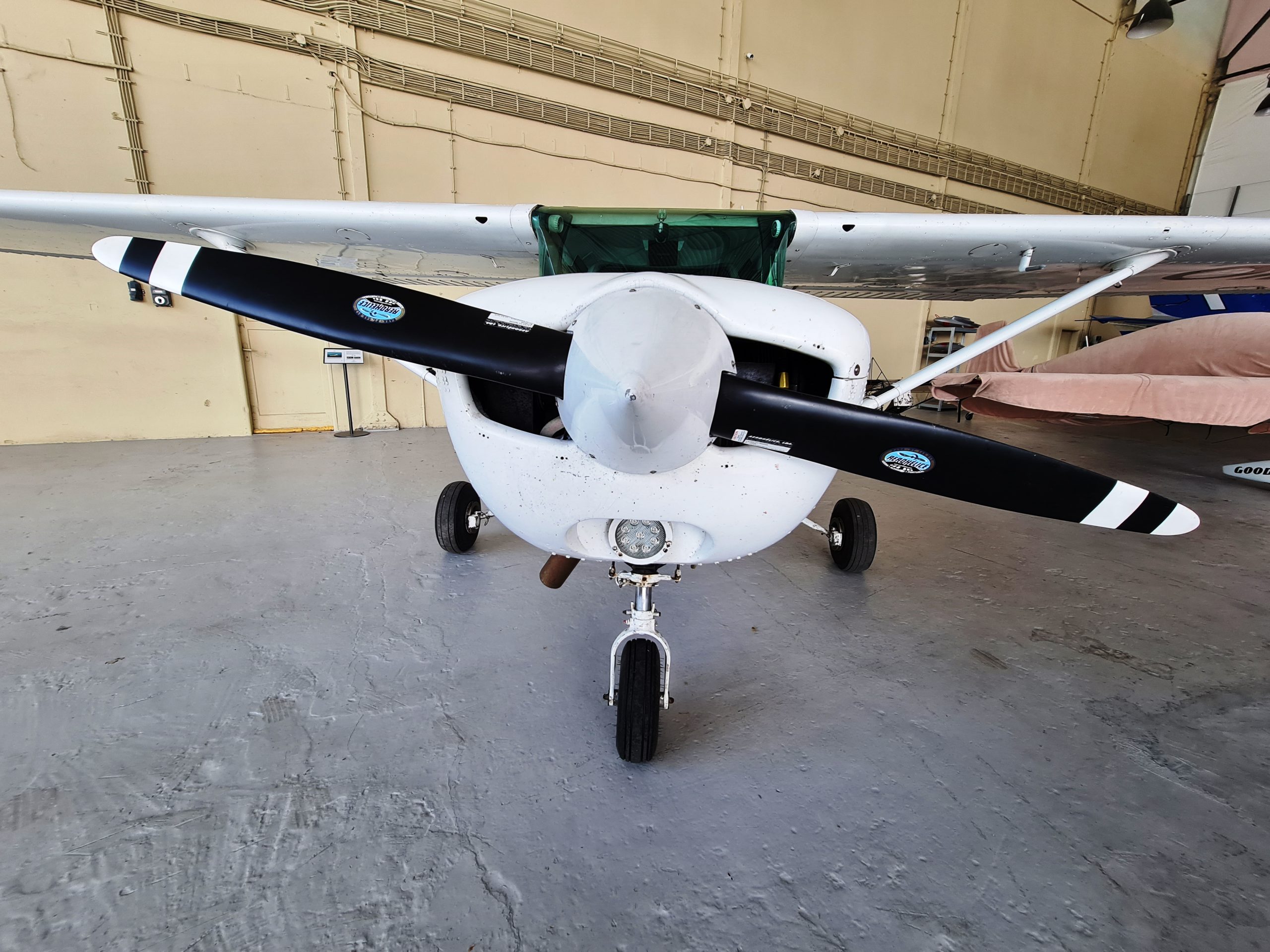 Cessna 152, OM-POP, JetAge